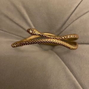 NWOT kendra scott gold bangle / bracelet